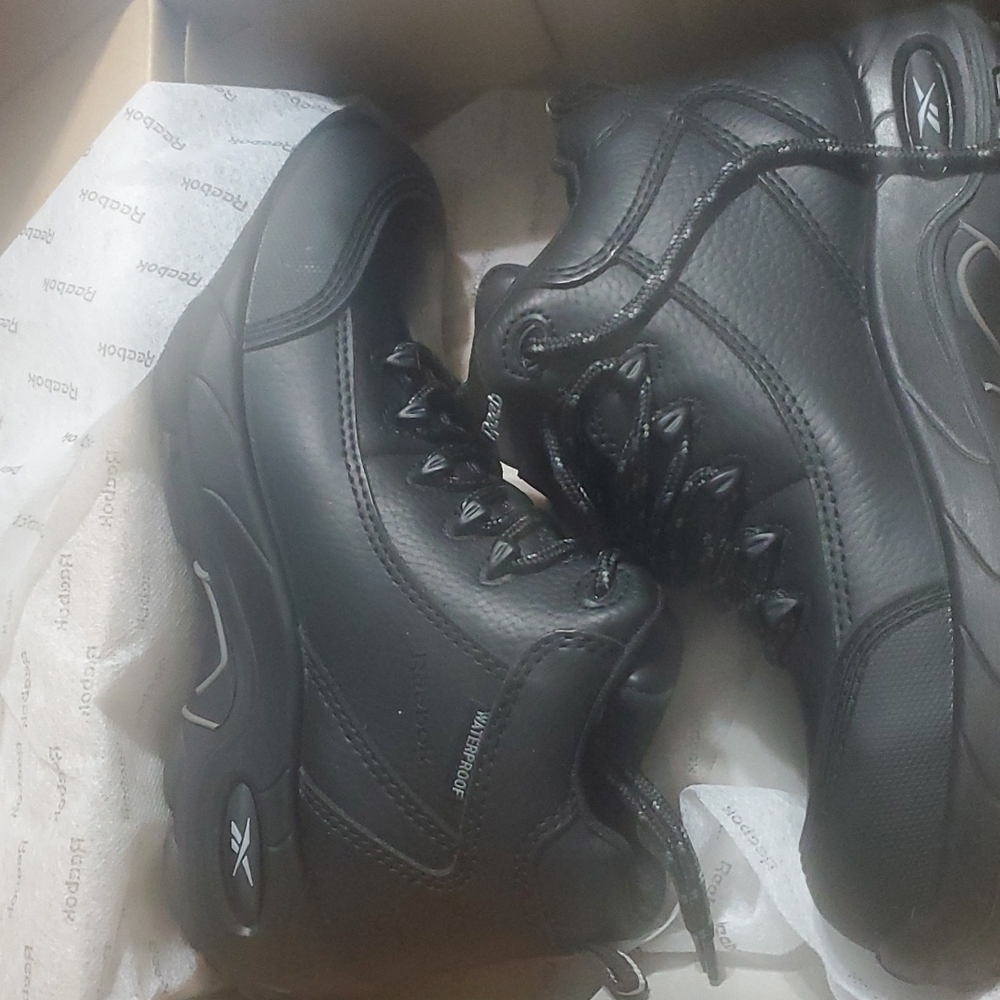 Reebok waterproof sport leather boot for work